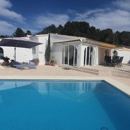 Cheerful 2-Bedroom Villa With Private Pool Calpe Exteriör bild