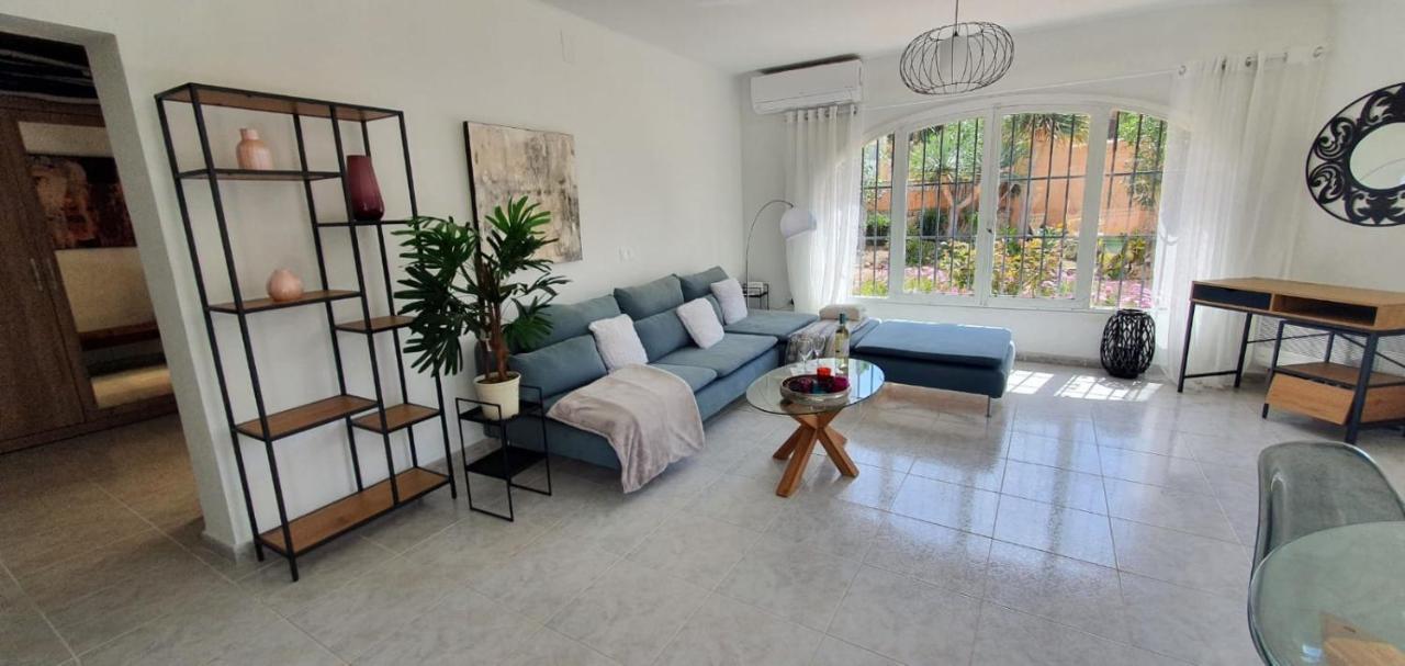 Cheerful 2-Bedroom Villa With Private Pool Calpe Exteriör bild