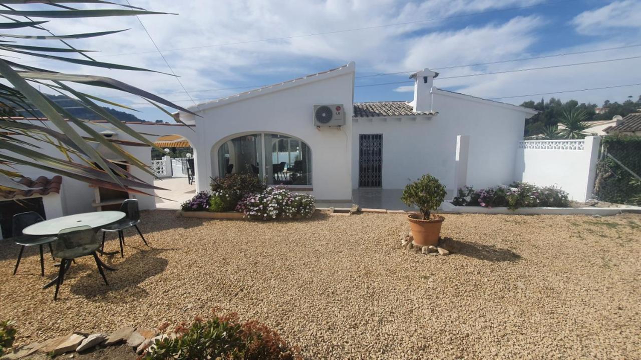 Cheerful 2-Bedroom Villa With Private Pool Calpe Exteriör bild